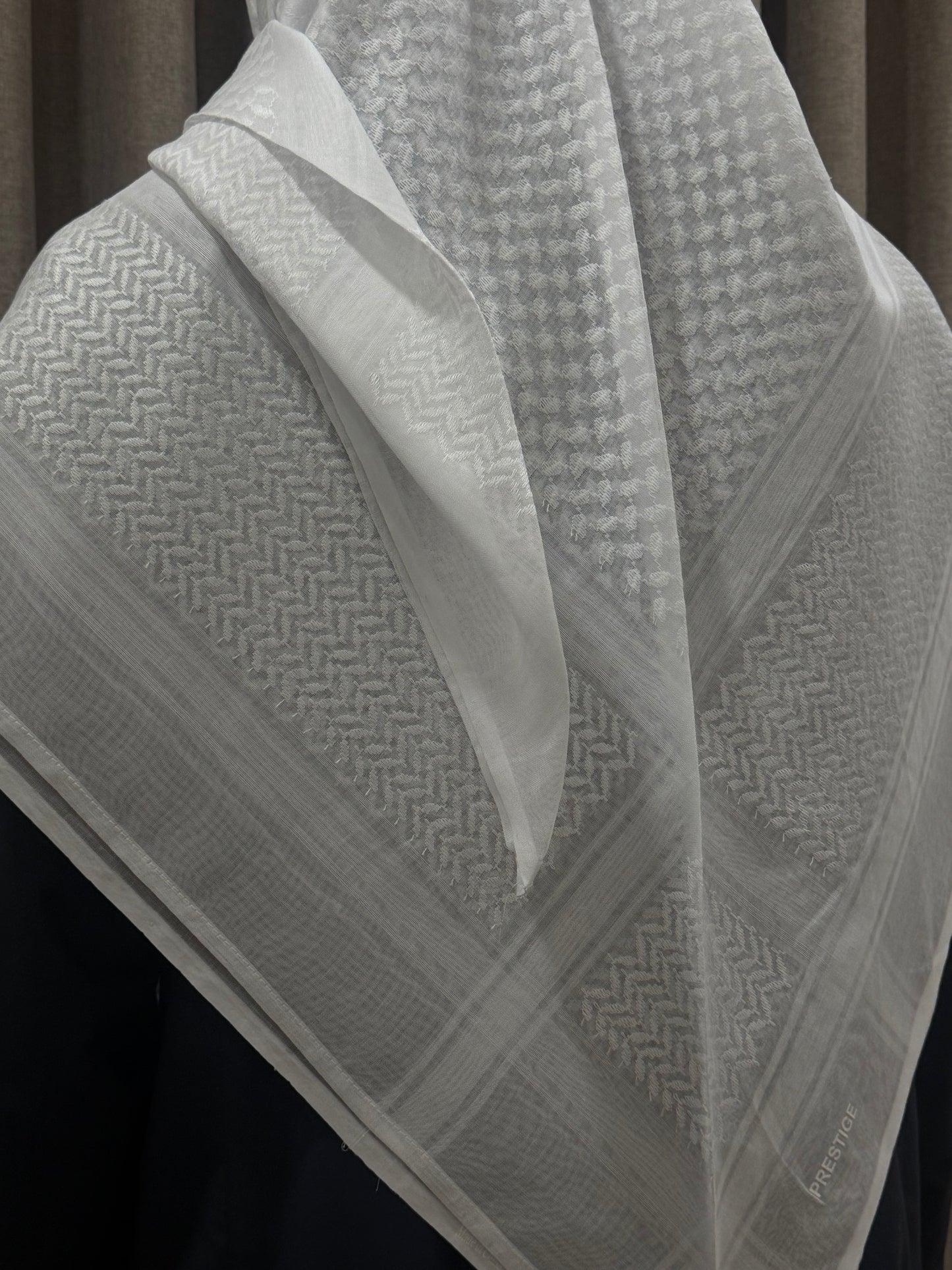 Prestige White Shmagh
